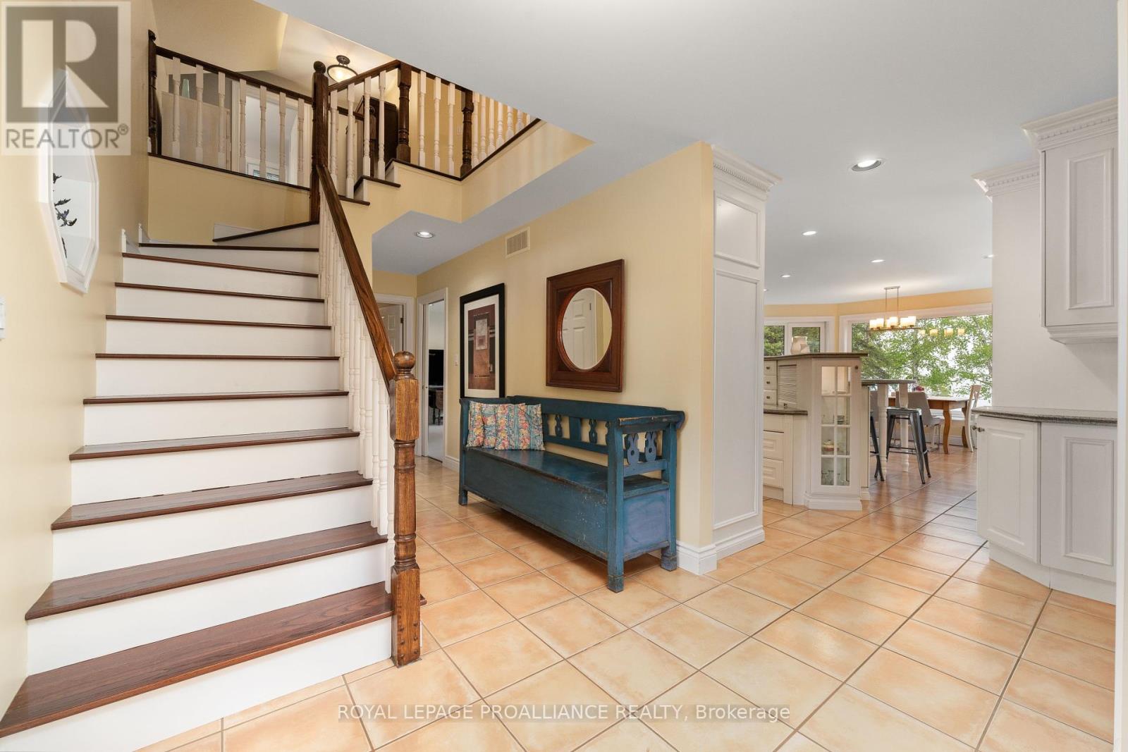 23 Quigg Lane, Prince Edward County, Ontario  K0K 1L0 - Photo 9 - X12368182