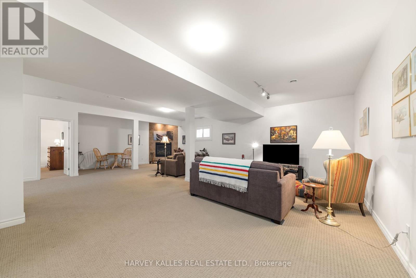 45 Maplehurst Crescent, Prince Edward County, Ontario  K0K 3L0 - Photo 27 - X12368862