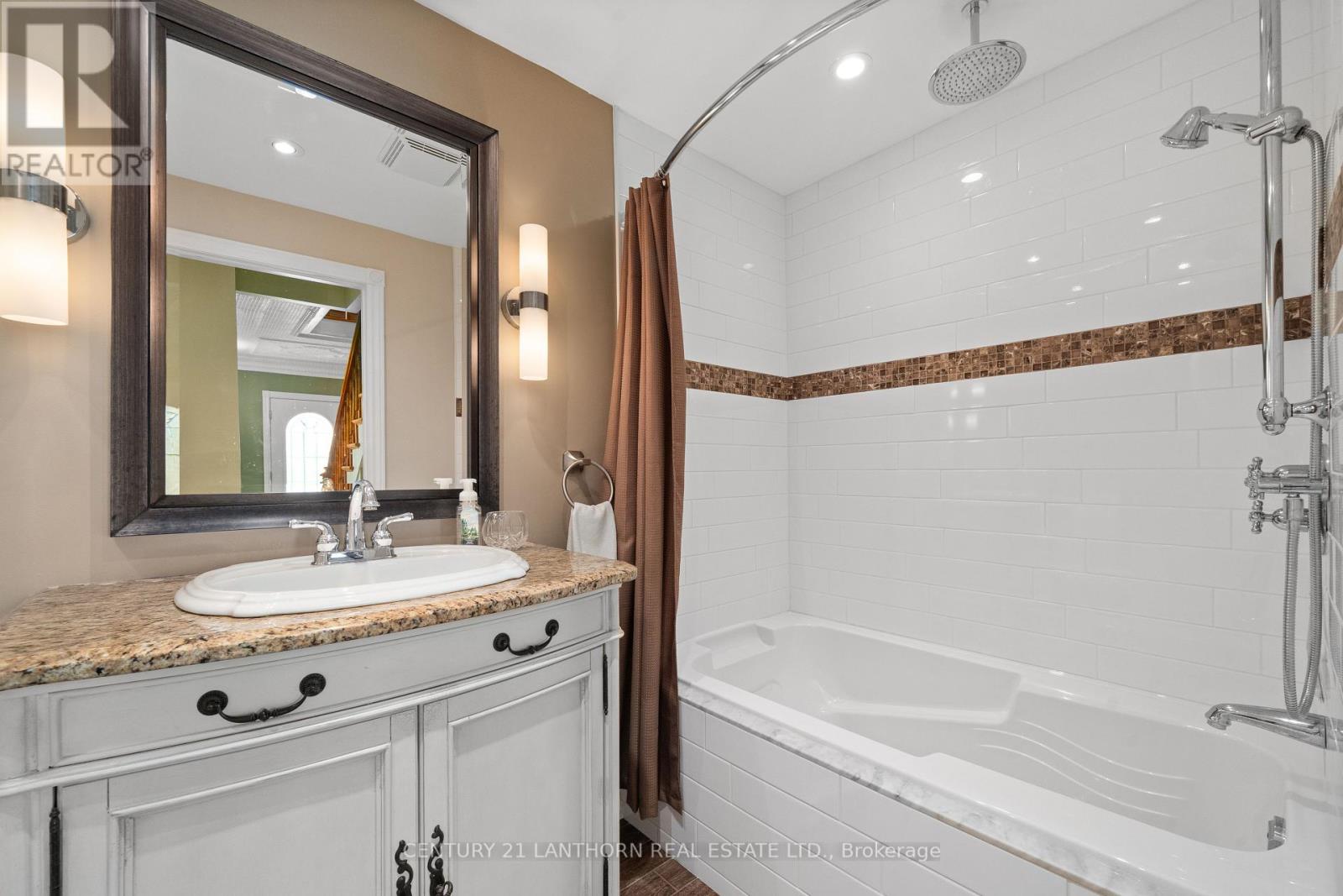 1647 County 10 Road, Prince Edward County, Ontario  K0K 1P0 - Photo 11 - X12369395
