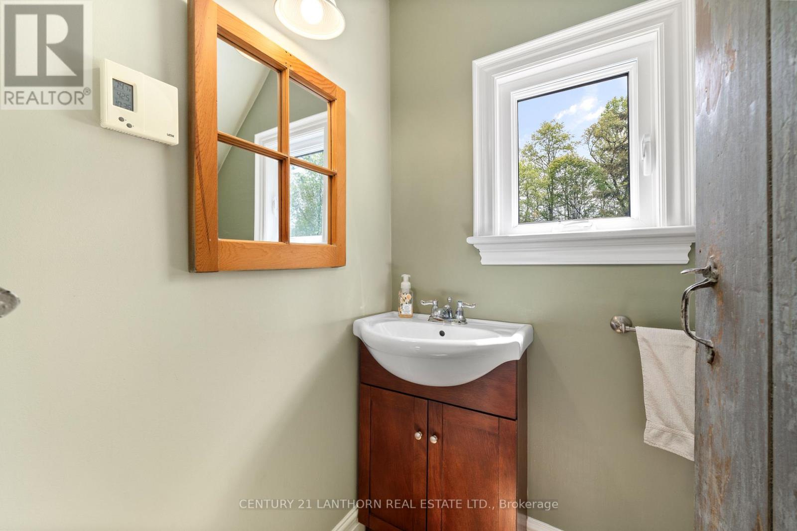 1647 County 10 Road, Prince Edward County, Ontario  K0K 1P0 - Photo 28 - X12369395