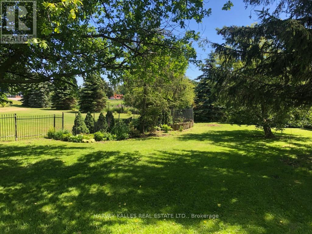 13667 Loyalist Parkway, Prince Edward County, Ontario  K0K 2T0 - Photo 46 - X12369439