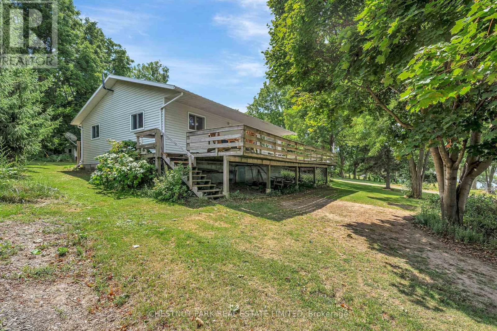 84-88 Munroe Lane, Prince Edward County, Ontario  K0K 2T0 - Photo 11 - X12369647
