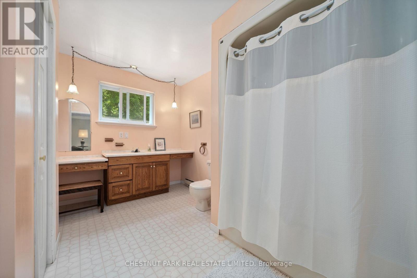84-88 Munroe Lane, Prince Edward County, Ontario  K0K 2T0 - Photo 25 - X12369647
