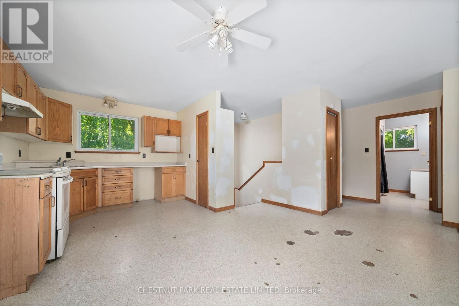 84-88 Munroe Lane, Prince Edward County, Ontario  K0K 2T0 - Photo 34 - X12369647