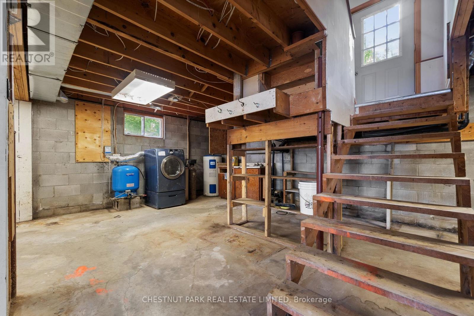 84-88 Munroe Lane, Prince Edward County, Ontario  K0K 2T0 - Photo 40 - X12369647