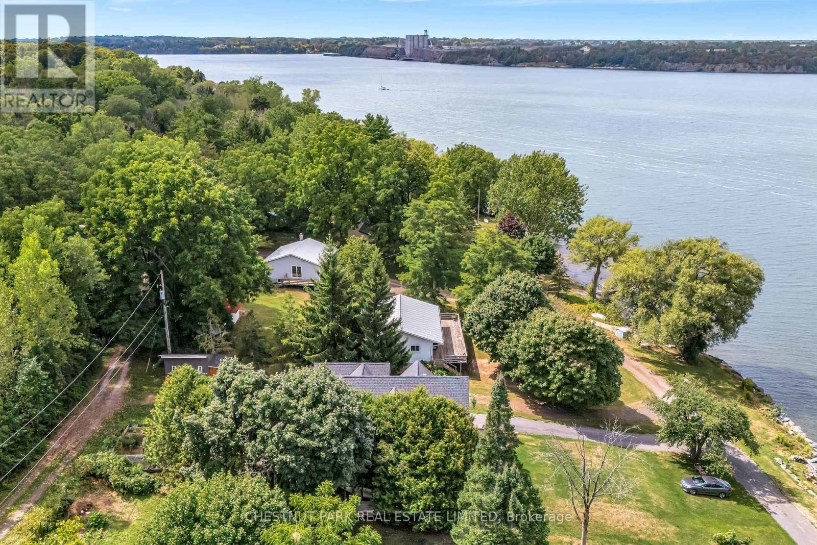 84-88 Munroe Lane, Prince Edward County, Ontario  K0K 2T0 - Photo 6 - X12369647