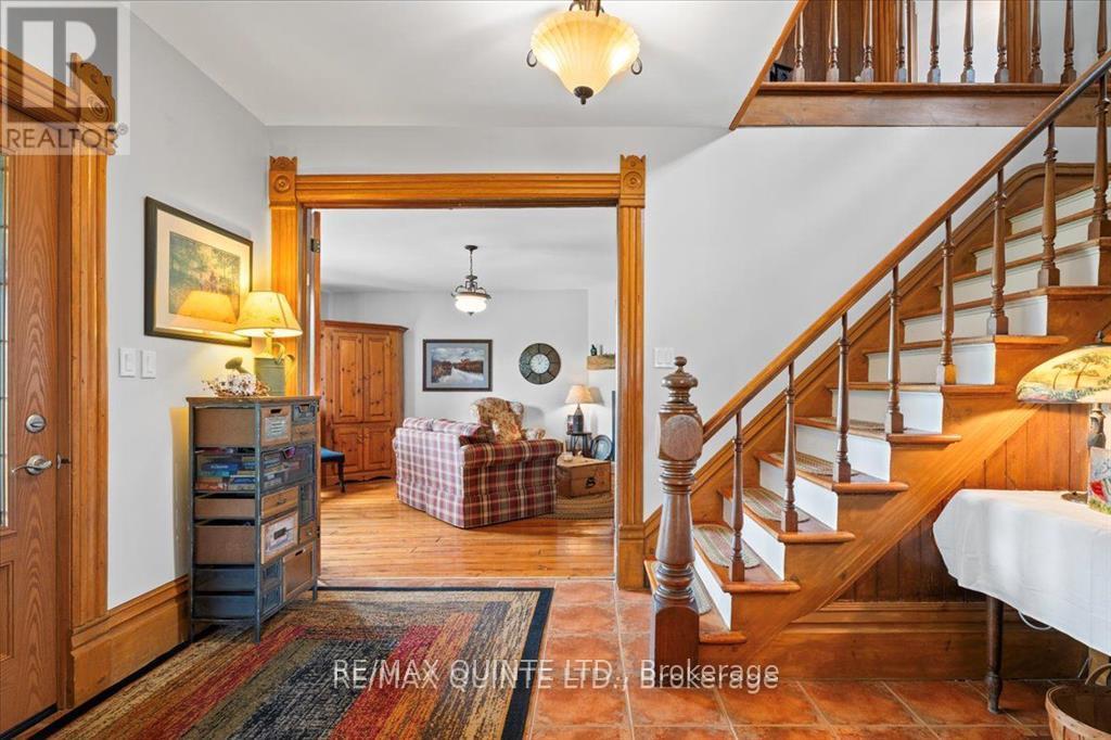 213 Gommorah Road, Prince Edward County, Ontario  K0K 1W0 - Photo 5 - X12369852
