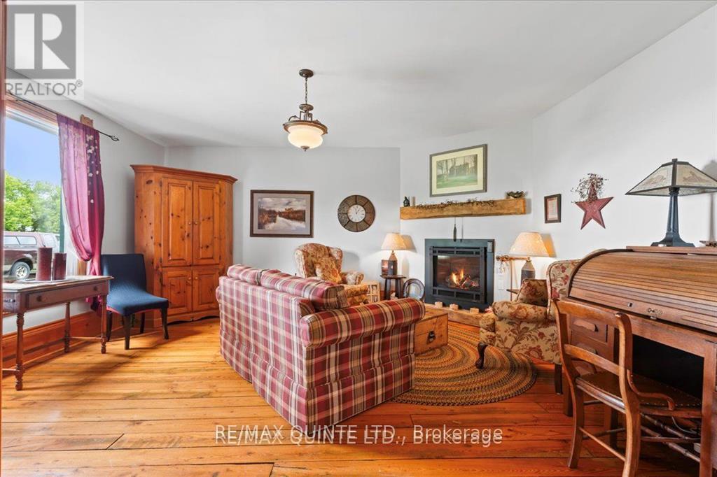 213 Gommorah Road, Prince Edward County, Ontario  K0K 1W0 - Photo 6 - X12369852