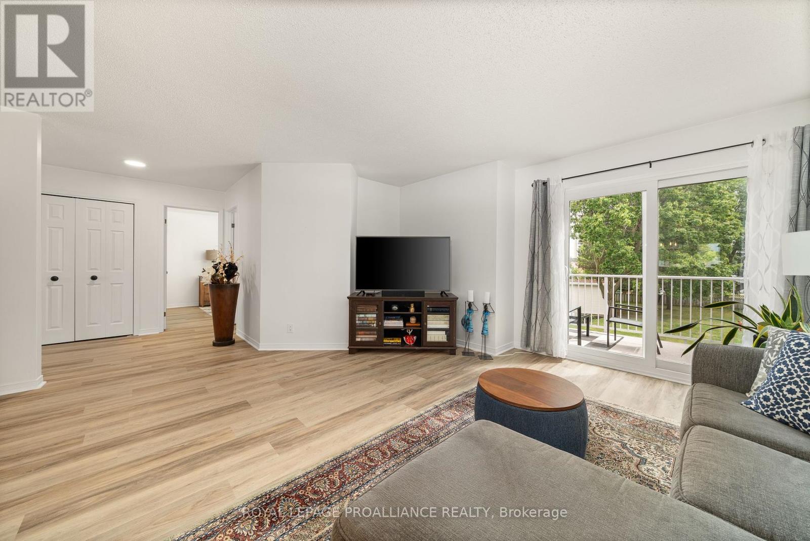12 - 179 Herchimer Avenue, Belleville, Ontario  K8N 4G7 - Photo 16 - X12369890