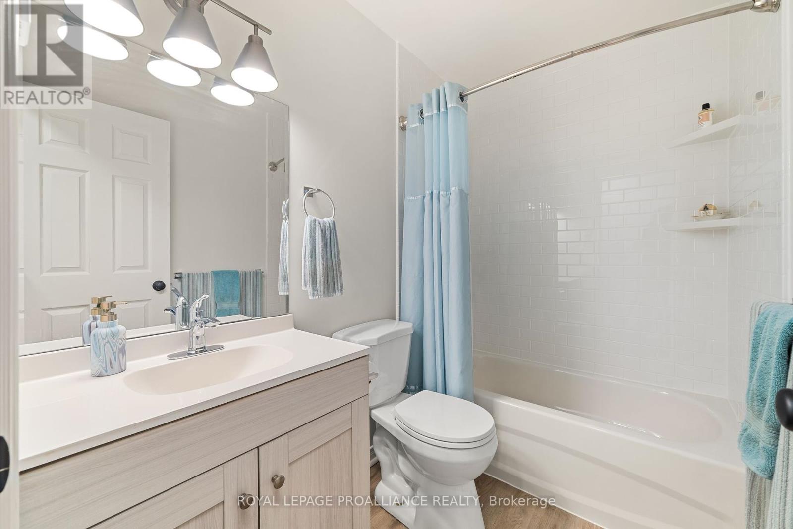 12 - 179 Herchimer Avenue, Belleville, Ontario  K8N 4G7 - Photo 18 - X12369890