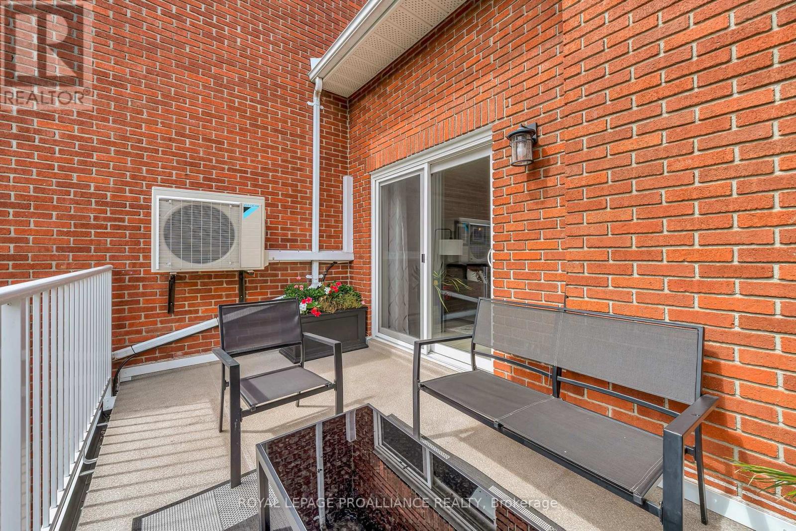 12 - 179 Herchimer Avenue, Belleville, Ontario  K8N 4G7 - Photo 27 - X12369890