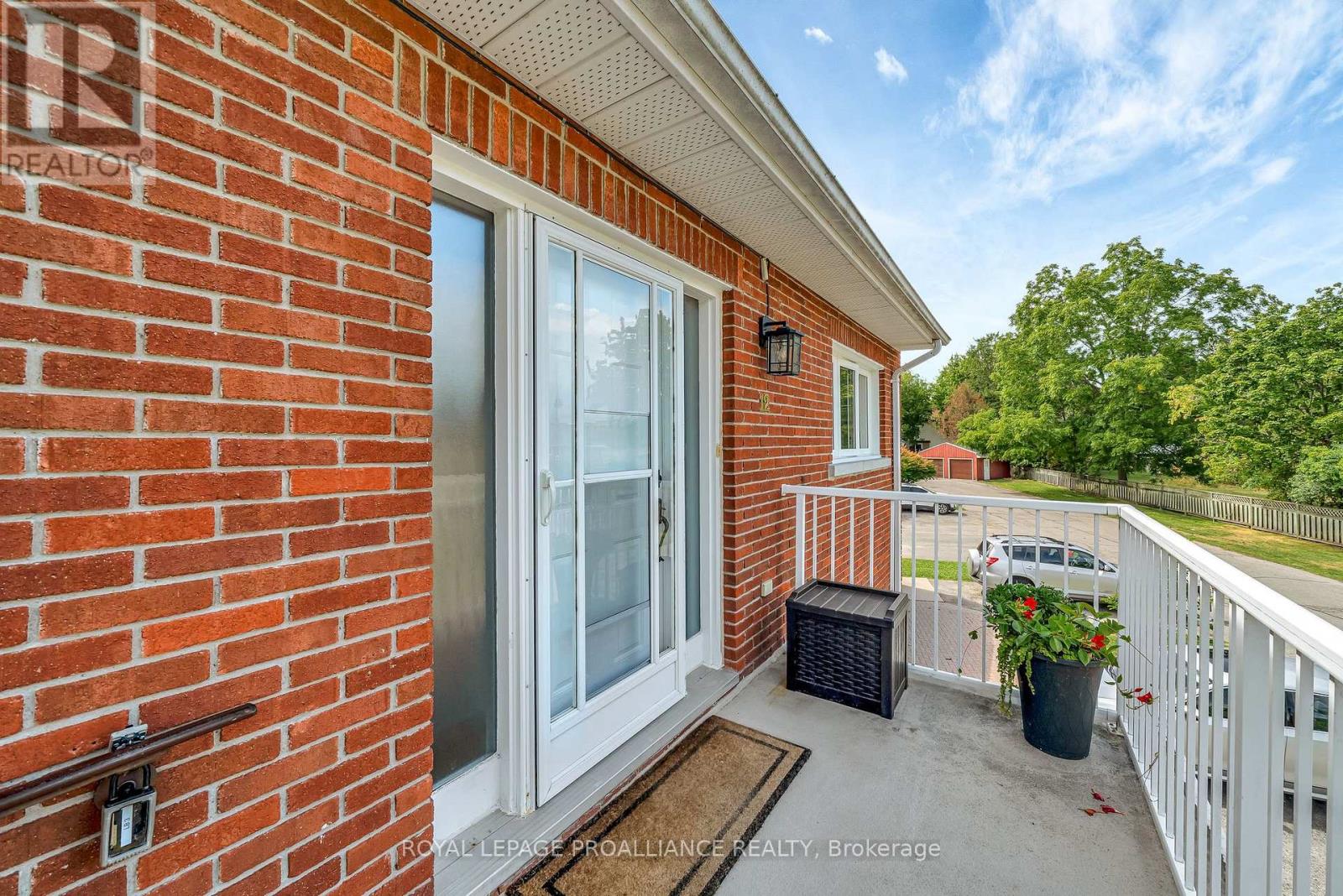 12 - 179 Herchimer Avenue, Belleville, Ontario  K8N 4G7 - Photo 4 - X12369890