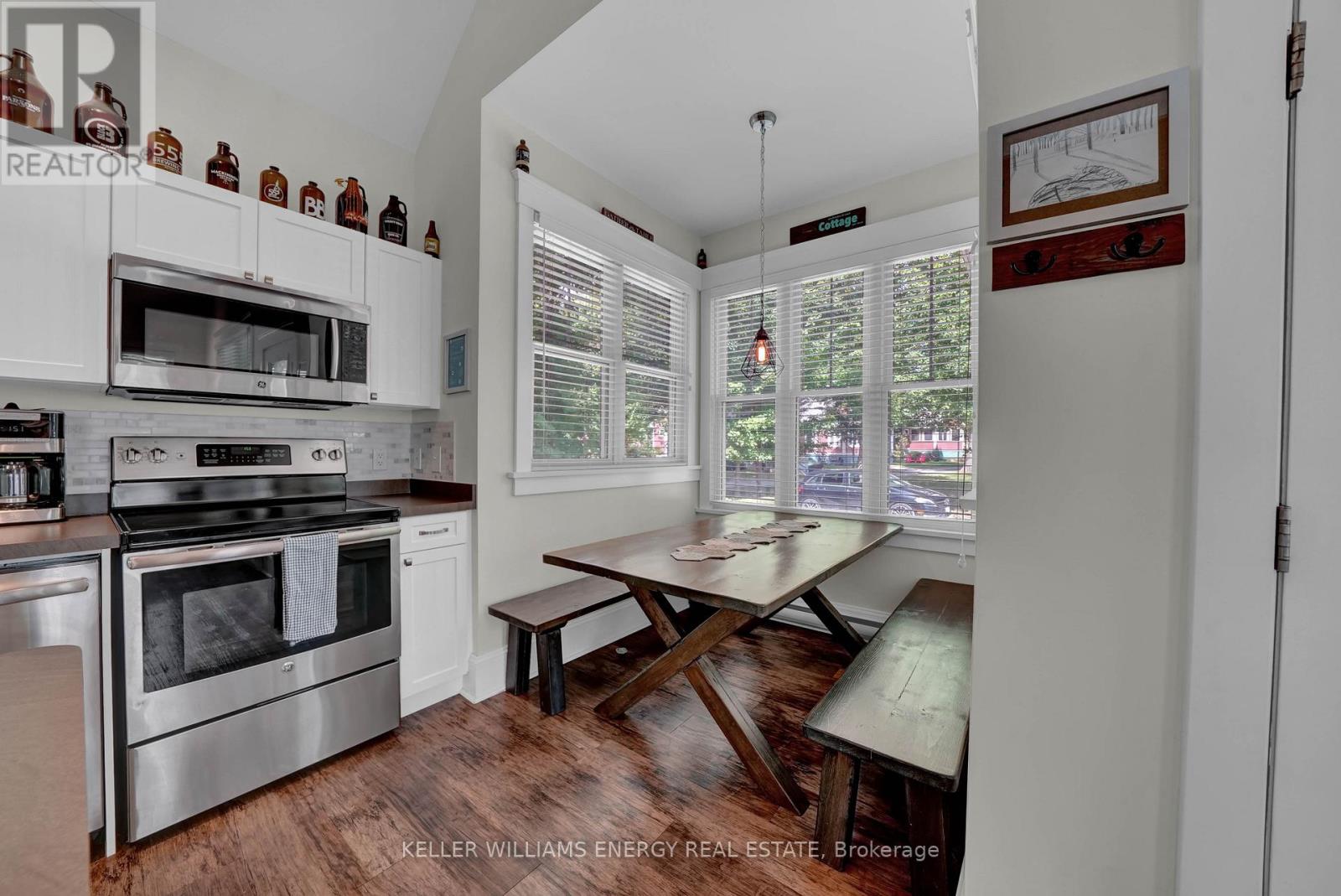 2 Pine Forest Lane, Prince Edward County, Ontario  K0K 1P0 - Photo 15 - X12369974