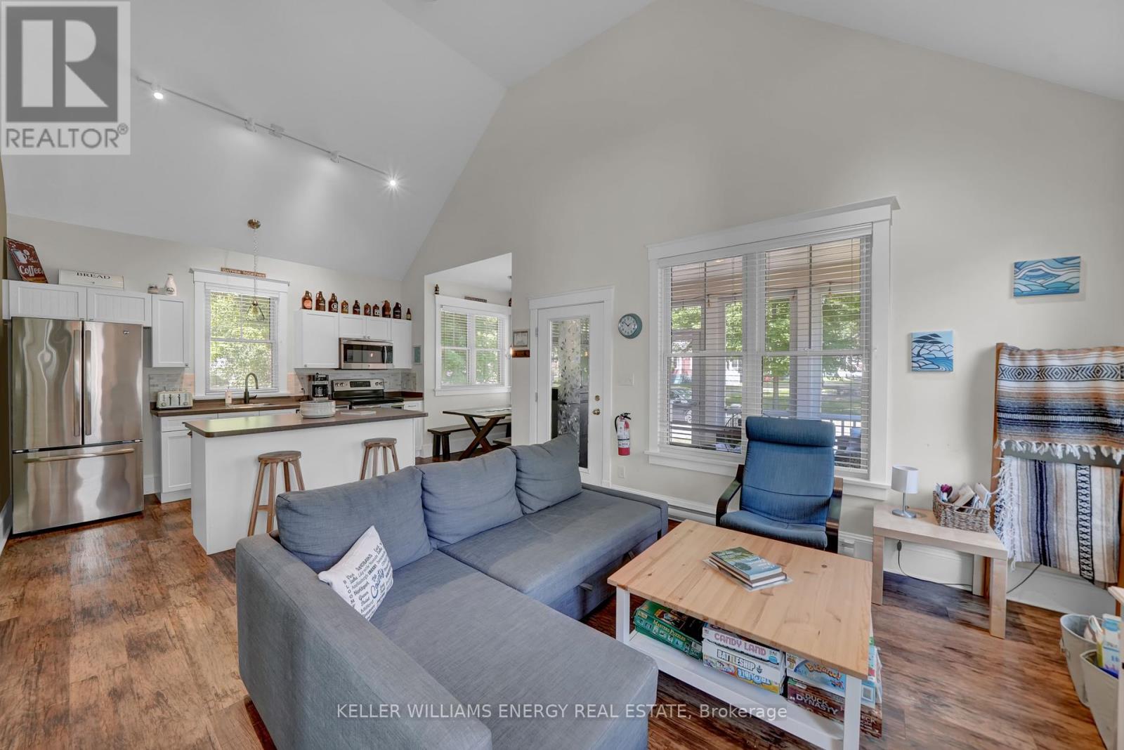 2 Pine Forest Lane, Prince Edward County, Ontario  K0K 1P0 - Photo 17 - X12369974