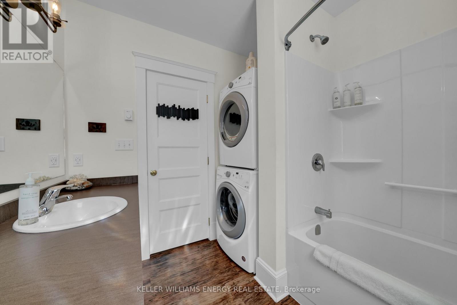 2 Pine Forest Lane, Prince Edward County, Ontario  K0K 1P0 - Photo 26 - X12369974