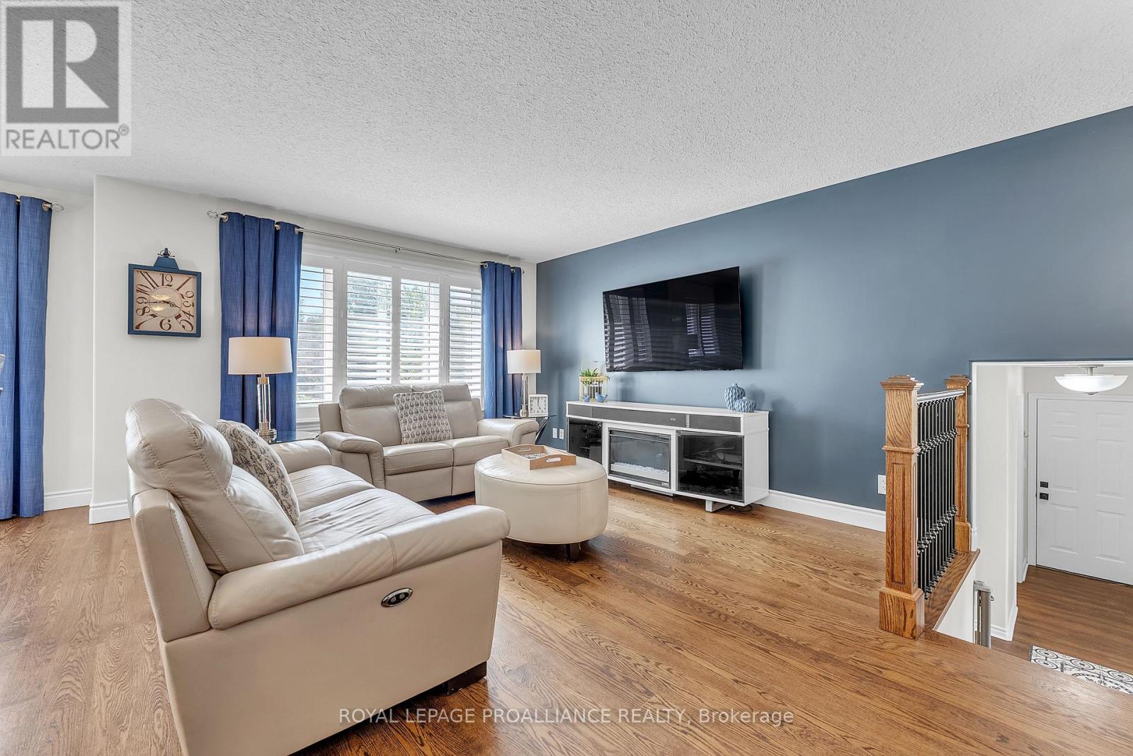 21859 Loyalist Parkway, Quinte West, Ontario  K0K 1L0 - Photo 19 - X12370086