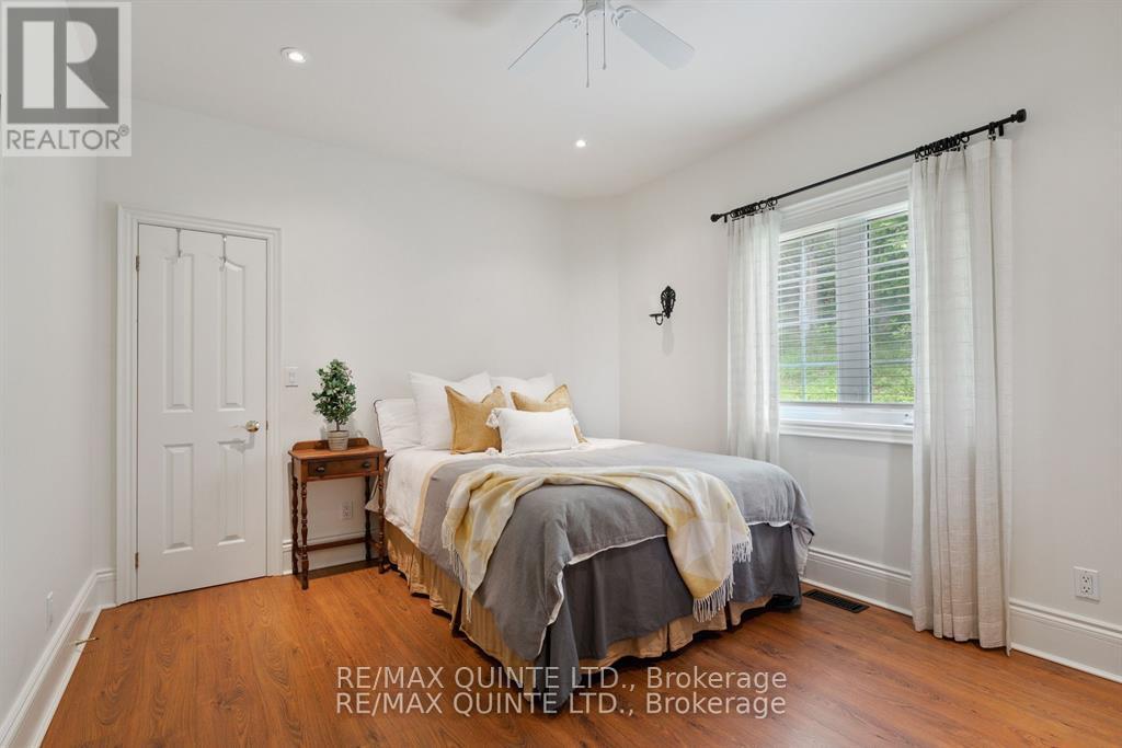 3225 County Road 8, Prince Edward County, Ontario  K0K 2T0 - Photo 15 - X12370437
