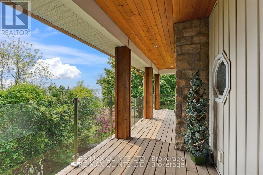 3225 County Road 8, Prince Edward County, Ontario  K0K 2T0 - Photo 16 - X12370437