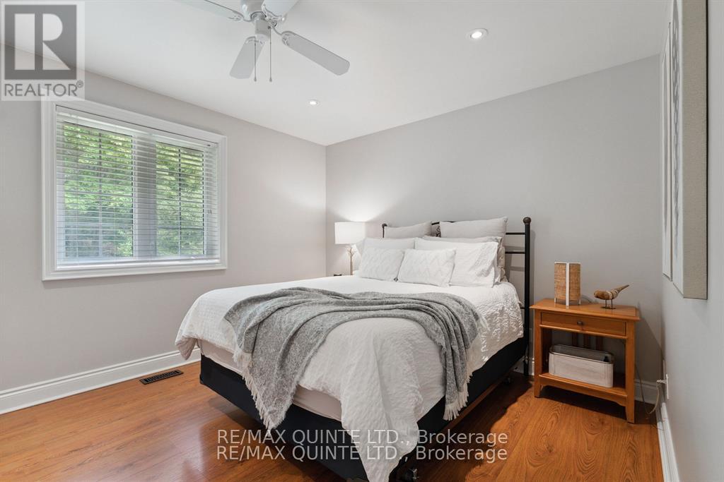 3225 County Road 8, Prince Edward County, Ontario  K0K 2T0 - Photo 23 - X12370437