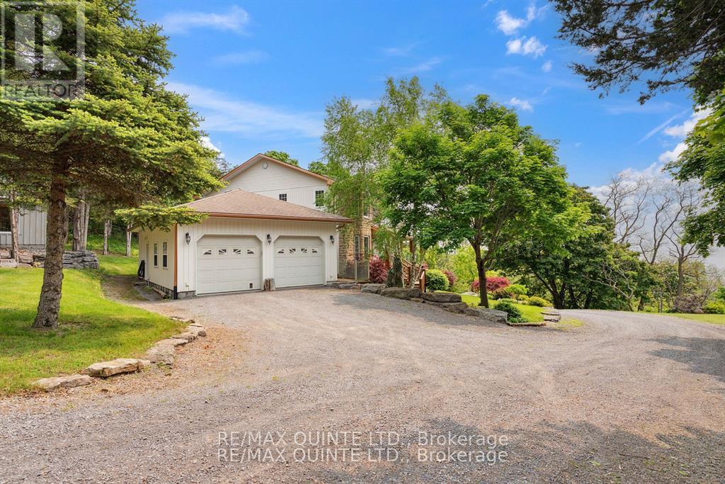 3225 County Road 8, Prince Edward County, Ontario  K0K 2T0 - Photo 3 - X12370437