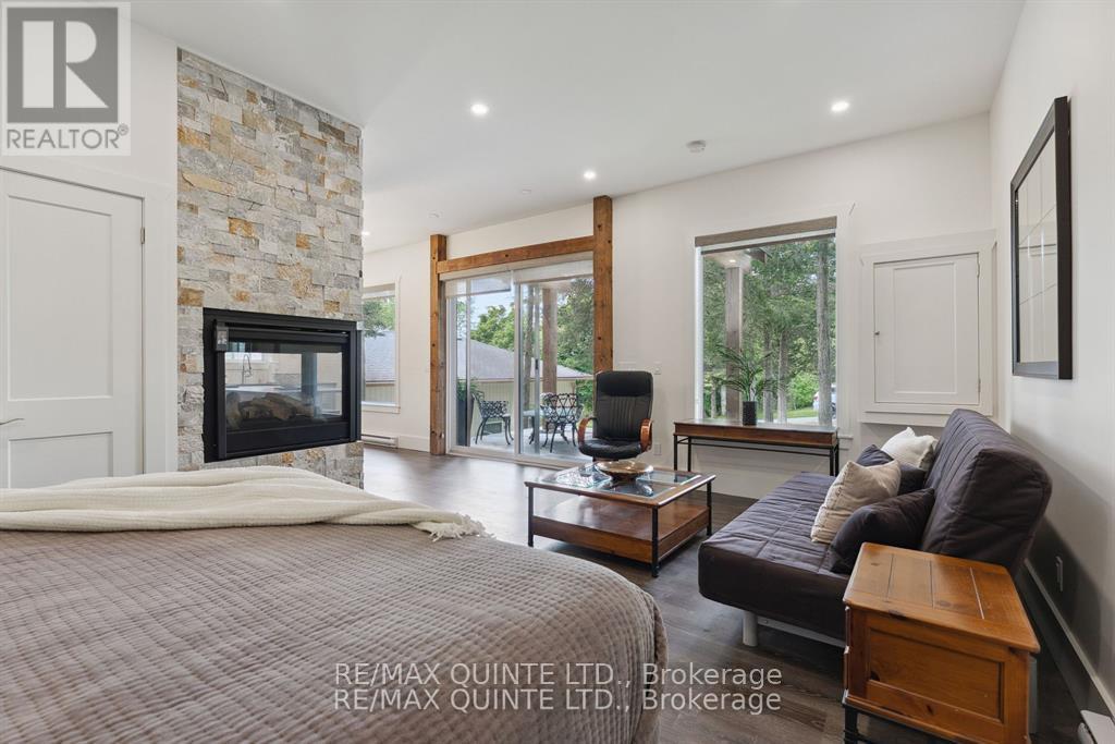 3225 County Road 8, Prince Edward County, Ontario  K0K 2T0 - Photo 34 - X12370437
