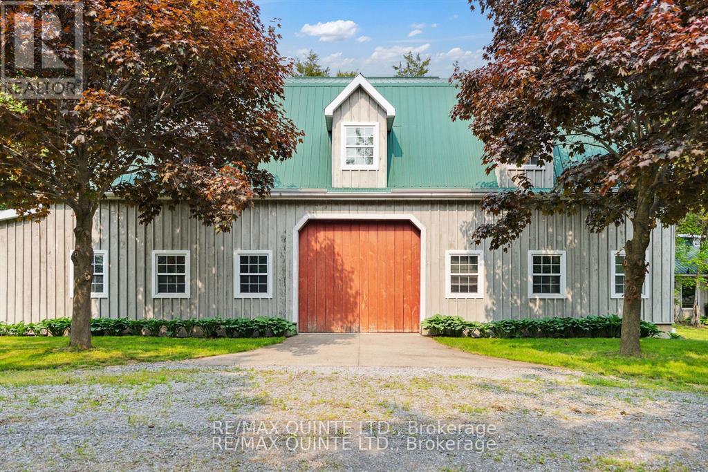 3225 County Road 8, Prince Edward County, Ontario  K0K 2T0 - Photo 38 - X12370437