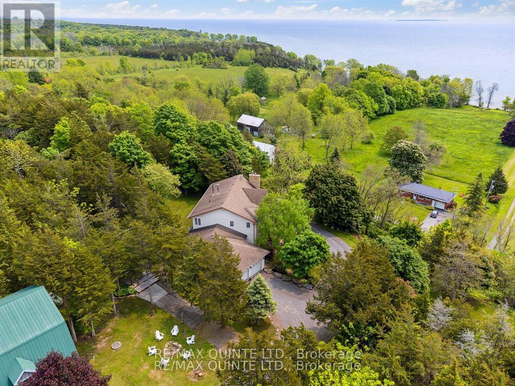 3225 County Road 8, Prince Edward County, Ontario  K0K 2T0 - Photo 46 - X12370437