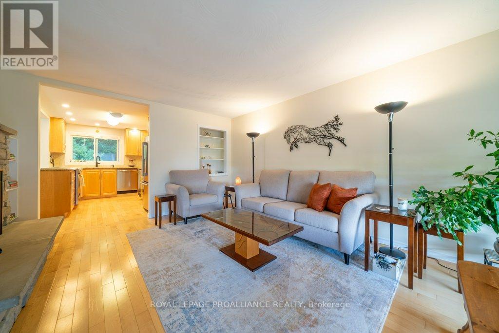 1676 Foxboro Stirling Road, Quinte West, Ontario  K0K 3E0 - Photo 11 - X12371753