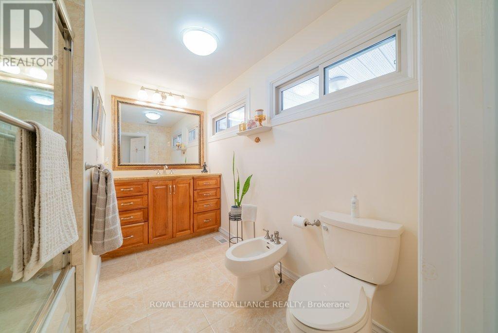 1676 Foxboro Stirling Road, Quinte West, Ontario  K0K 3E0 - Photo 17 - X12371753
