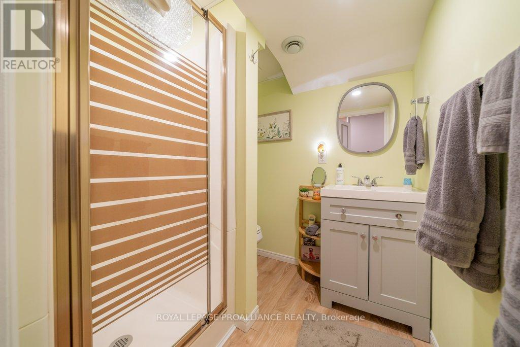 1676 Foxboro Stirling Road, Quinte West, Ontario  K0K 3E0 - Photo 21 - X12371753