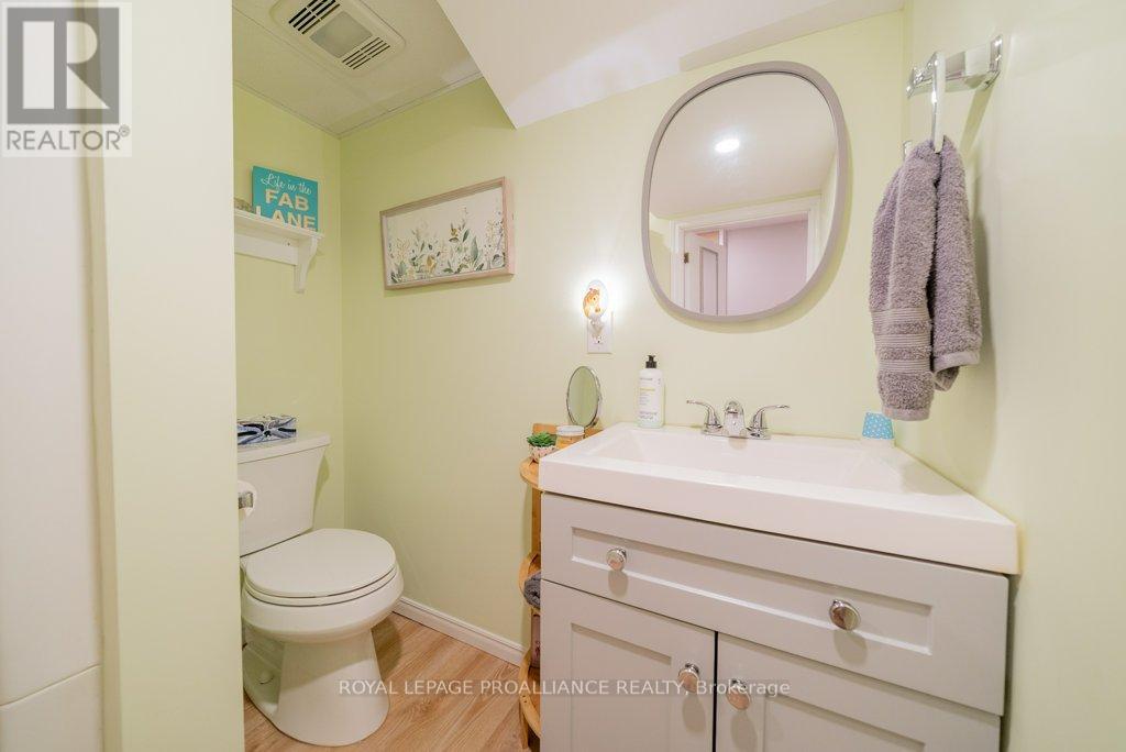 1676 Foxboro Stirling Road, Quinte West, Ontario  K0K 3E0 - Photo 22 - X12371753