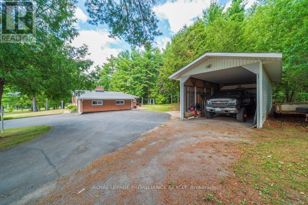 1676 Foxboro Stirling Road, Quinte West, Ontario  K0K 3E0 - Photo 41 - X12371753