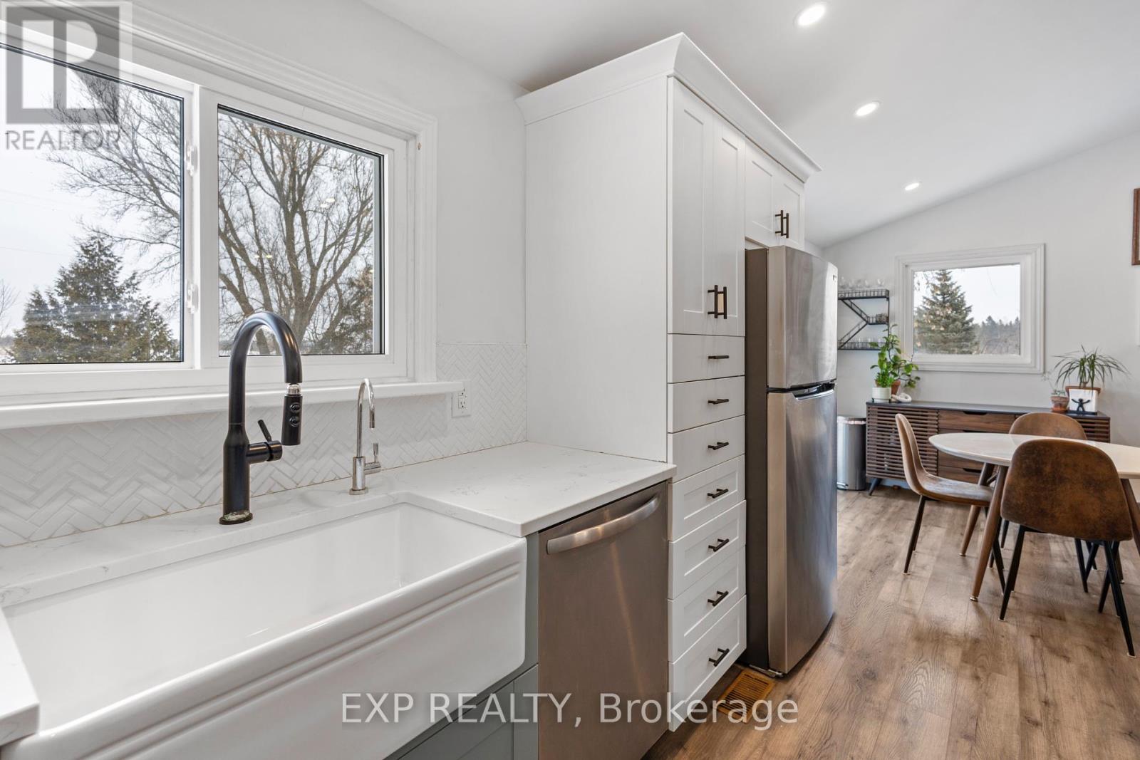 825 County Road 8 Road, Prince Edward County, Ontario  K0K 2T0 - Photo 16 - X12372461