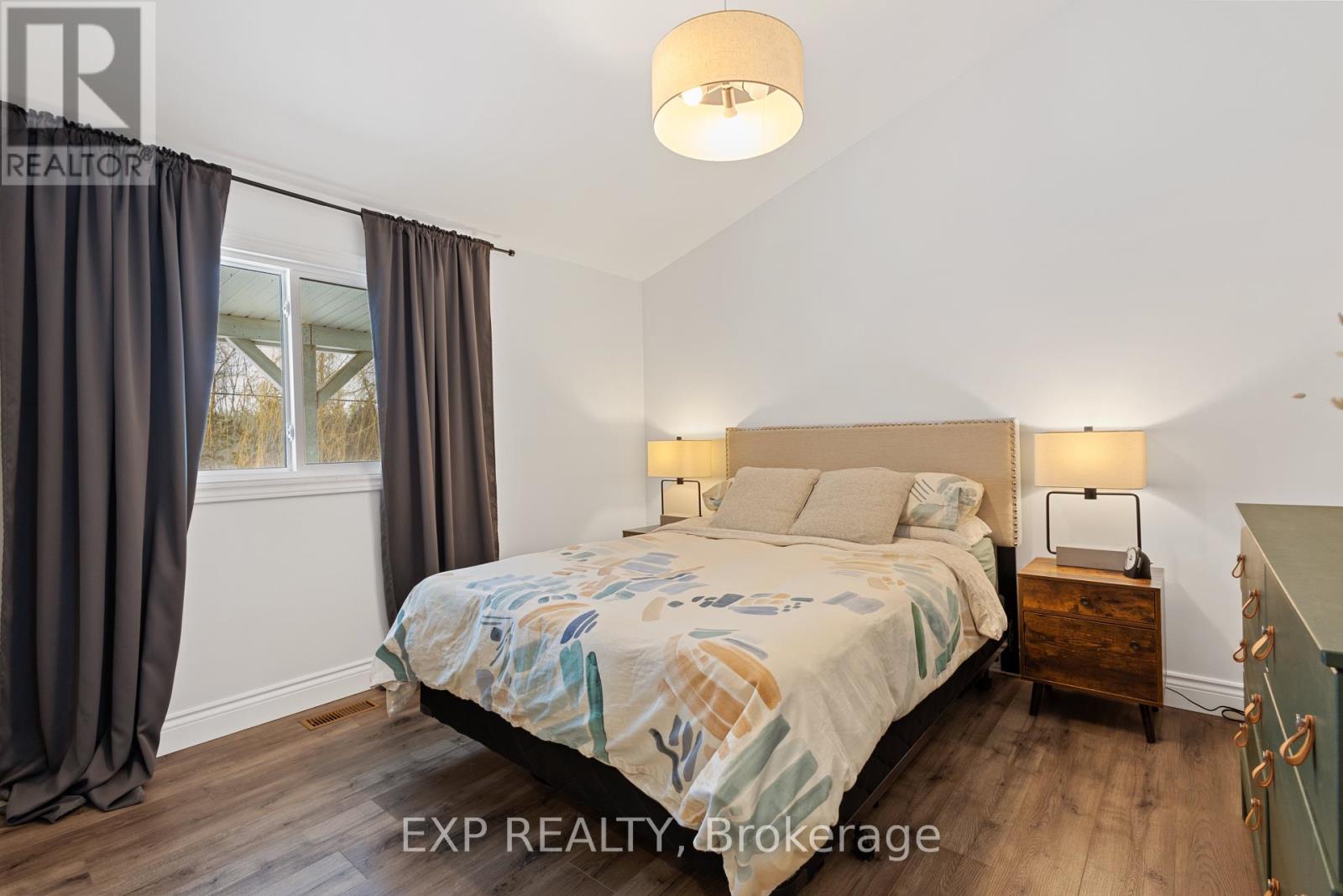 825 County Road 8 Road, Prince Edward County, Ontario  K0K 2T0 - Photo 20 - X12372461