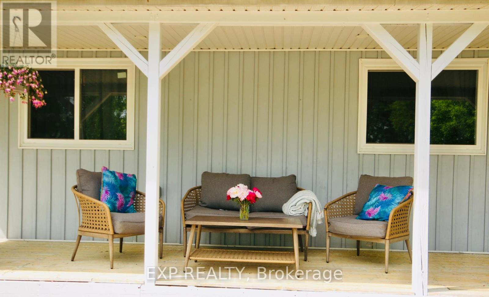 825 County Road 8 Road, Prince Edward County, Ontario  K0K 2T0 - Photo 8 - X12372461