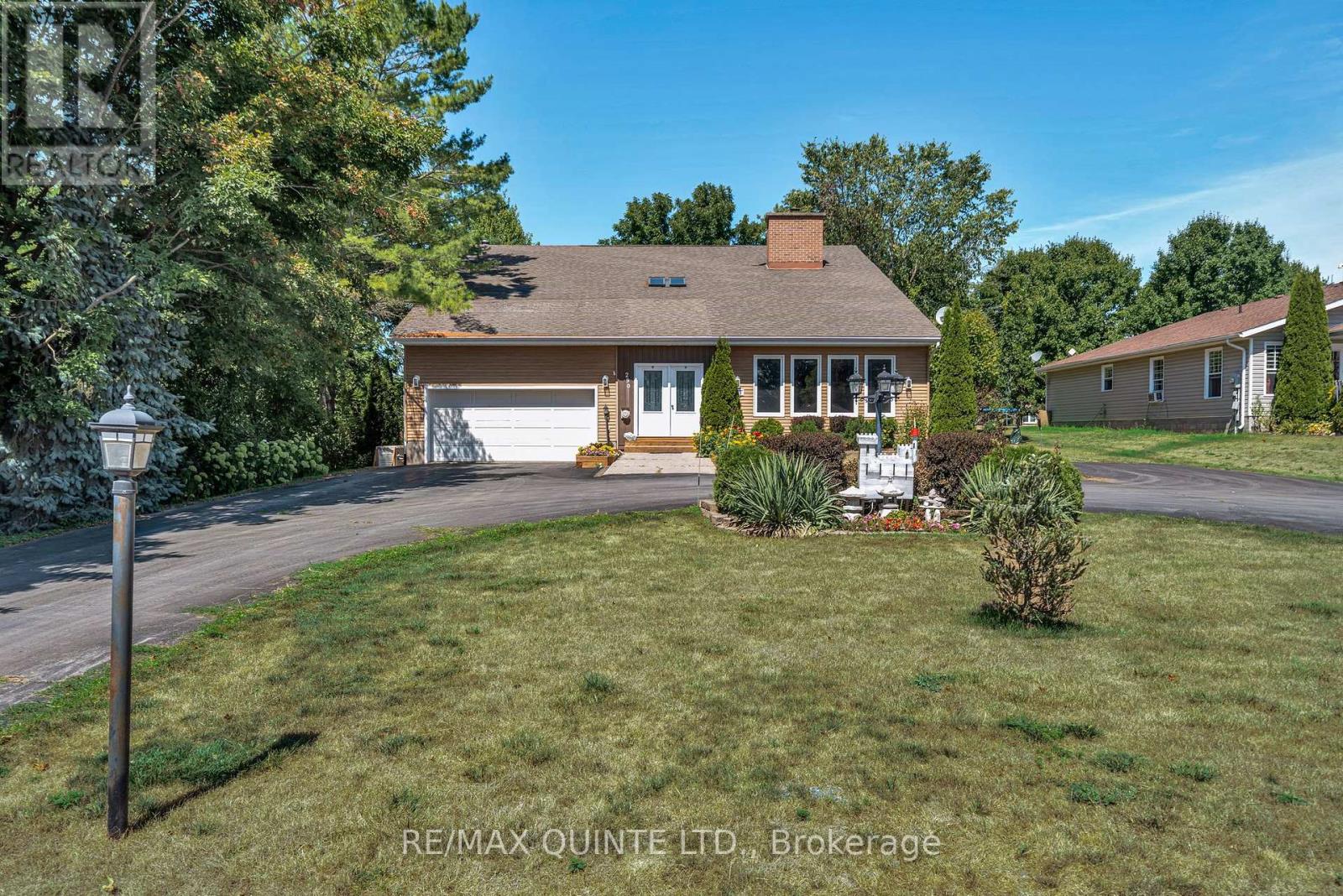 290 St.lawrence Street E, Centre Hastings, Ontario  K0K 2K0 - Photo 2 - X12373417