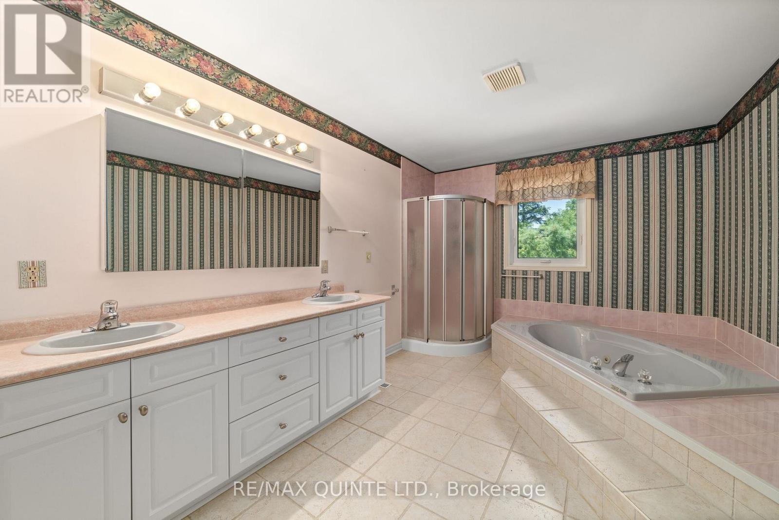 290 St.lawrence Street E, Centre Hastings, Ontario  K0K 2K0 - Photo 32 - X12373417