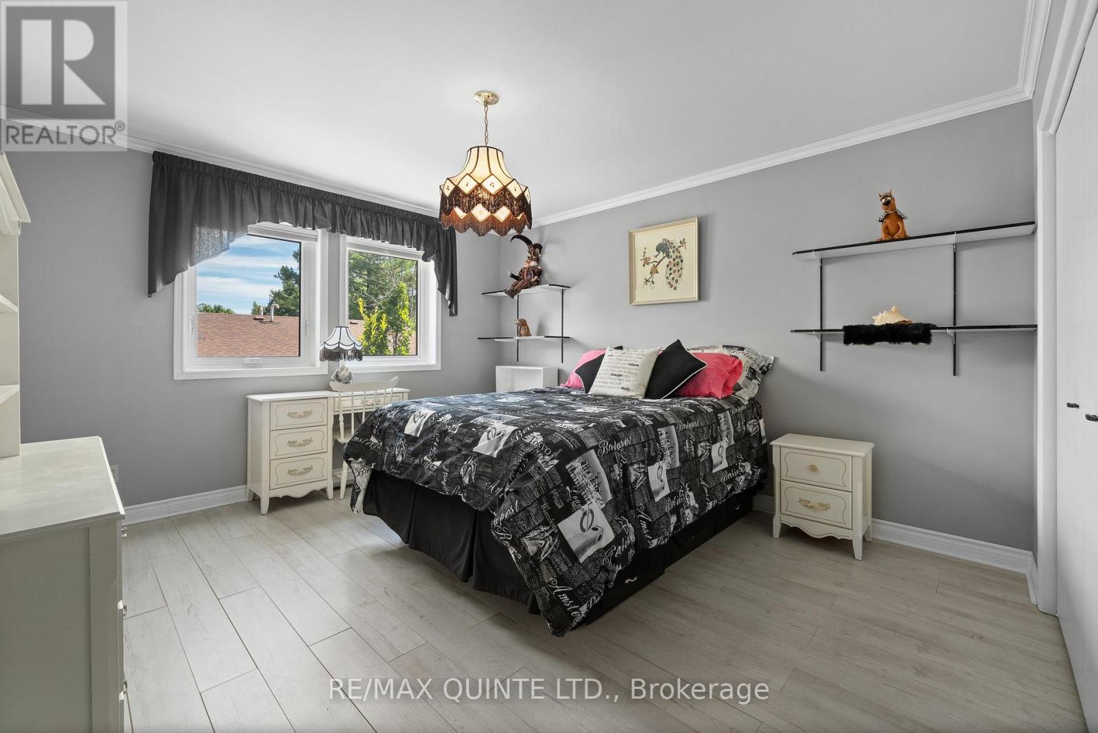 290 St.lawrence Street E, Centre Hastings, Ontario  K0K 2K0 - Photo 38 - X12373417