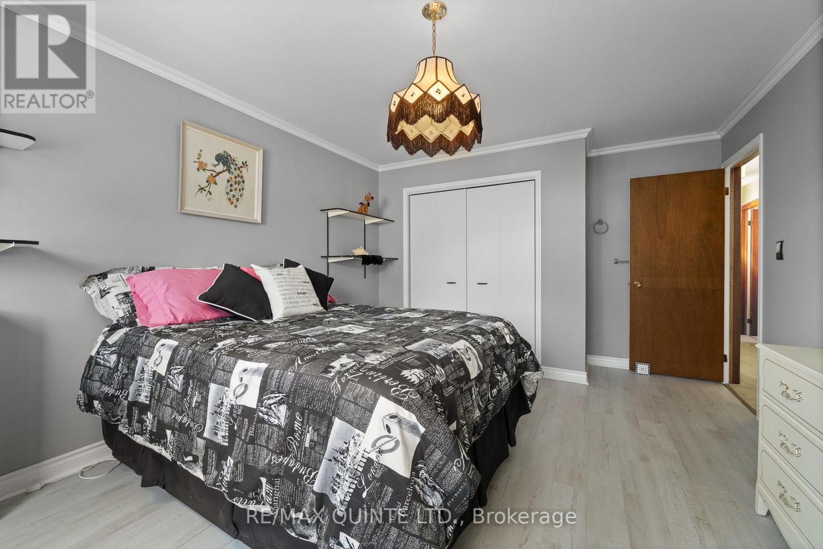290 St.lawrence Street E, Centre Hastings, Ontario  K0K 2K0 - Photo 39 - X12373417