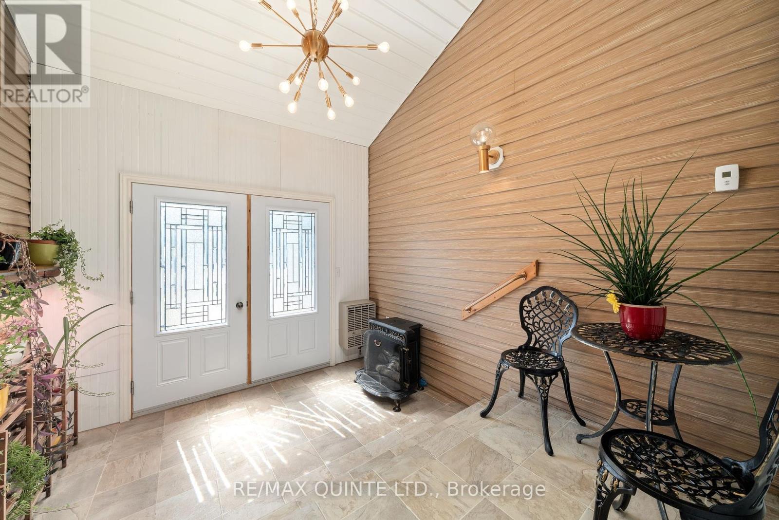 290 St.lawrence Street E, Centre Hastings, Ontario  K0K 2K0 - Photo 6 - X12373417