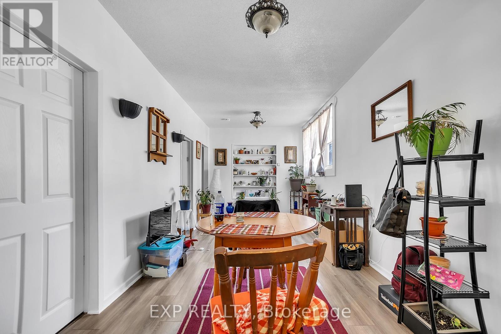 147 Victoria Avenue, Belleville, Ontario  K8N 2B3 - Photo 15 - X12373721