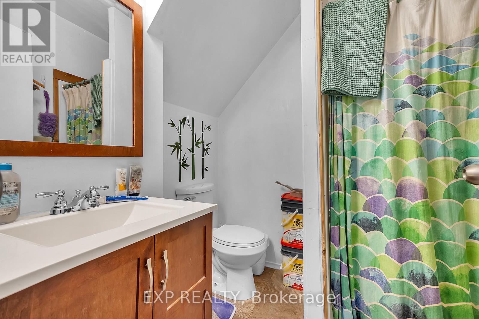 147 Victoria Avenue, Belleville, Ontario  K8N 2B3 - Photo 6 - X12373721