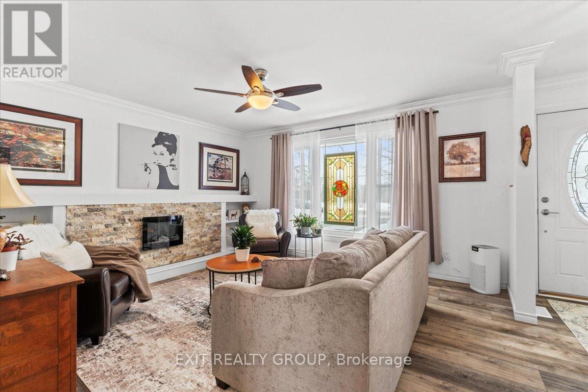 40 St Marks Road, Marmora And Lake, Ontario  K0K 2M0 - Photo 6 - X12373930