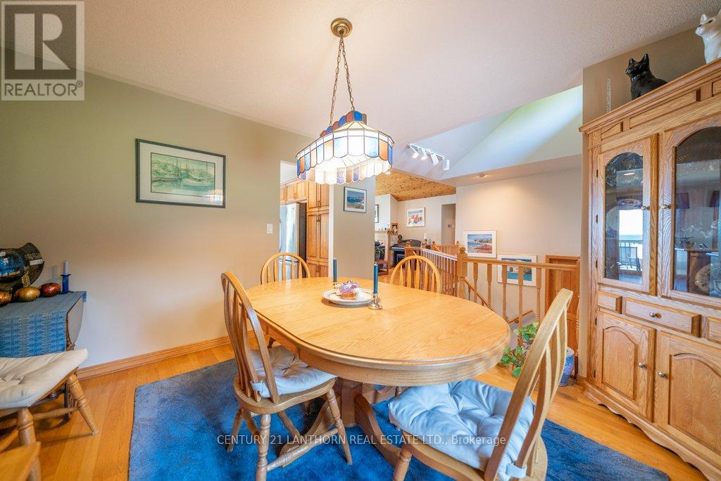 3126b County Rd 8 Road, Prince Edward County, Ontario  K0K 2T0 - Photo 10 - X12374137