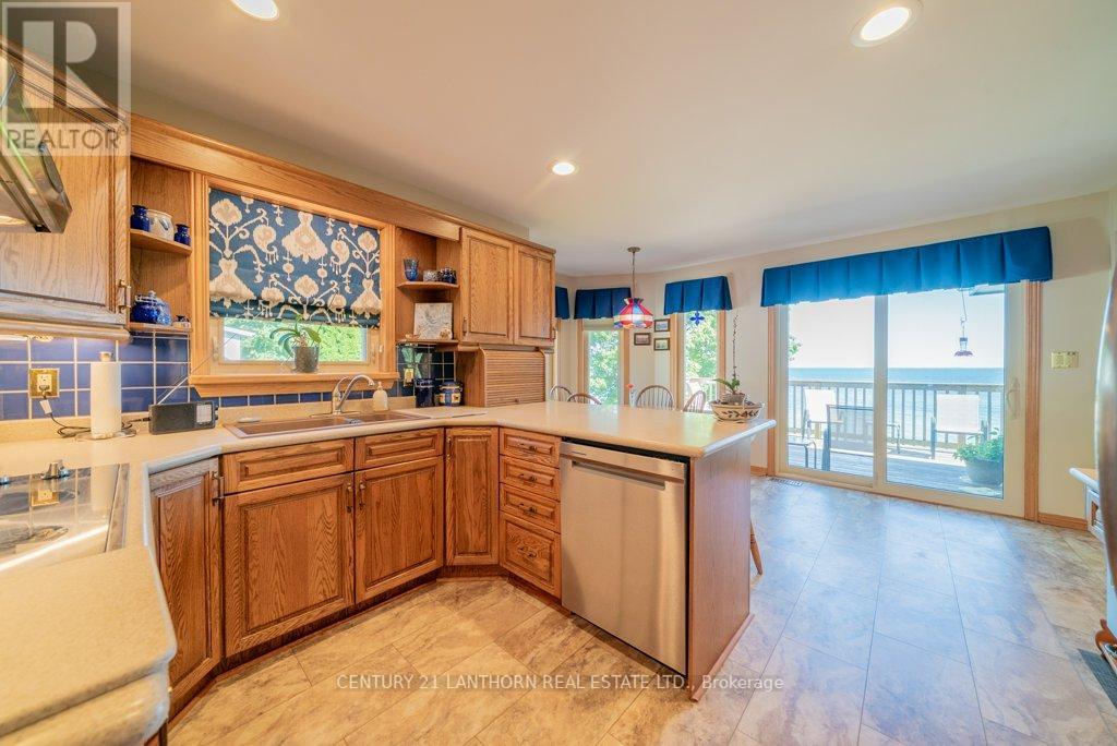 3126b County Rd 8 Road, Prince Edward County, Ontario  K0K 2T0 - Photo 17 - X12374137