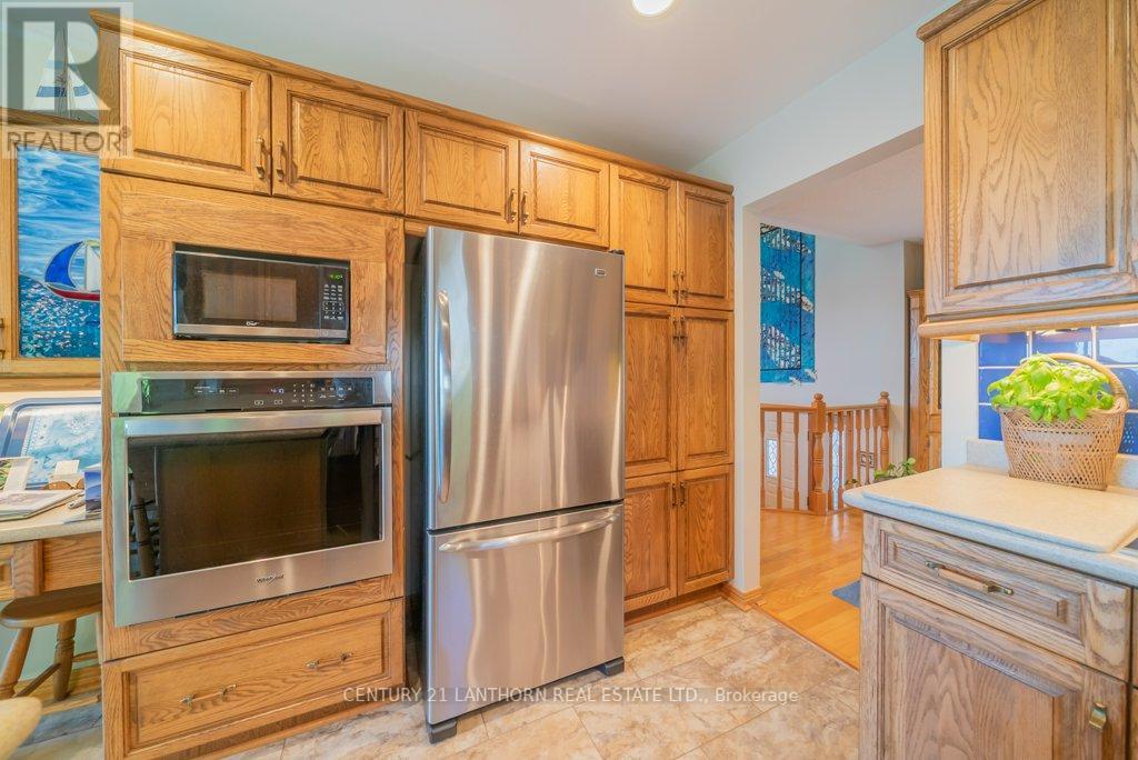 3126b County Rd 8 Road, Prince Edward County, Ontario  K0K 2T0 - Photo 18 - X12374137