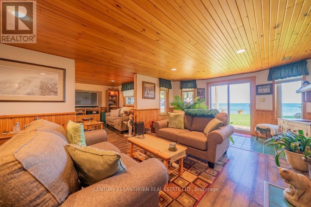 3126b County Rd 8 Road, Prince Edward County, Ontario  K0K 2T0 - Photo 26 - X12374137