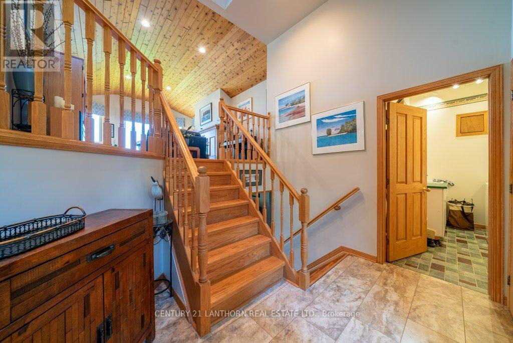 3126b County Rd 8 Road, Prince Edward County, Ontario  K0K 2T0 - Photo 6 - X12374137