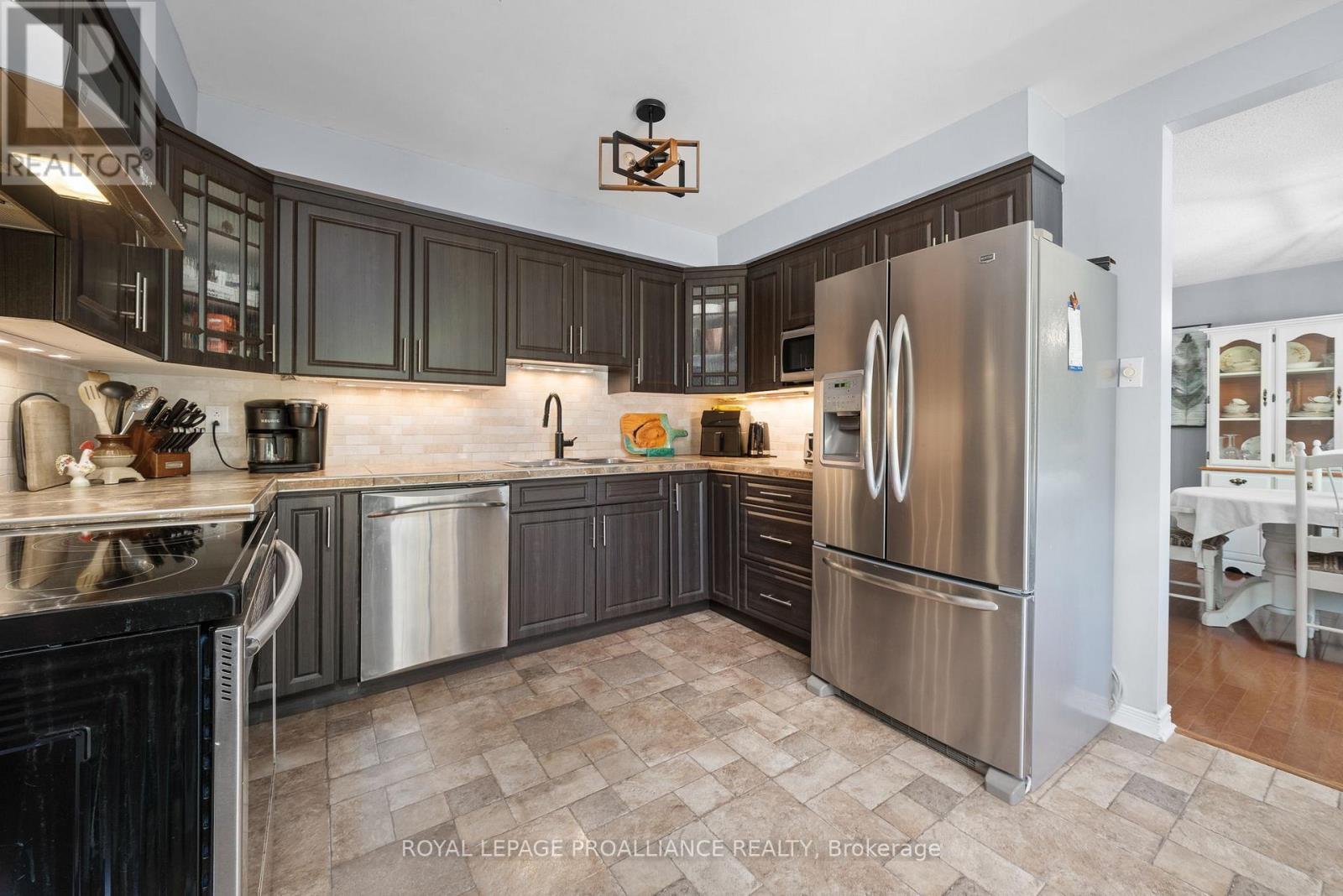 338 County Road 28, Prince Edward County, Ontario  K8N 4Z7 - Photo 14 - X12374643