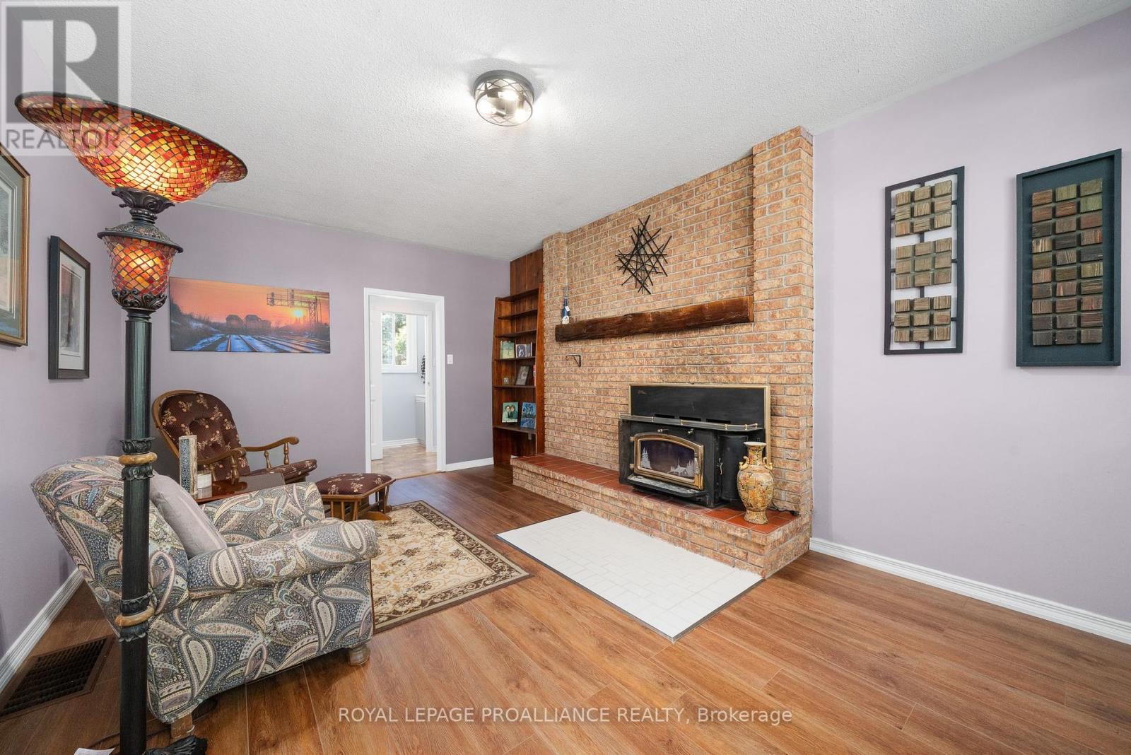 338 County Road 28, Prince Edward County, Ontario  K8N 4Z7 - Photo 22 - X12374643